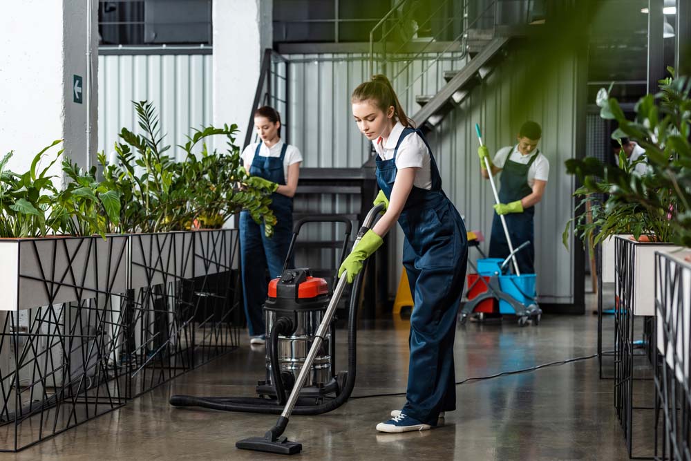 The benefits of hiring commercial office cleaners