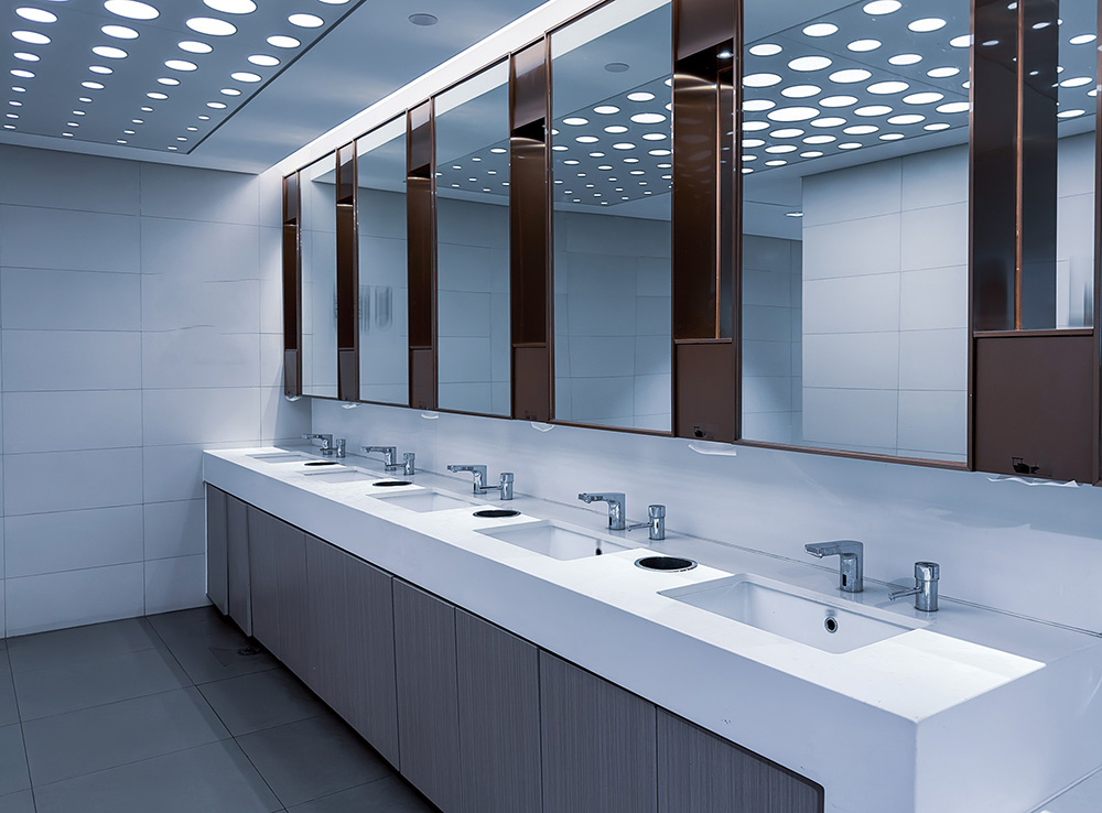 How to Maintain Hygiene Standards in Shared Workspaces