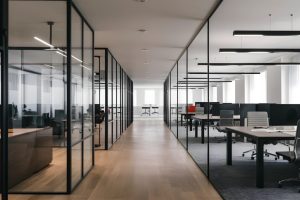 The Psychology of Clean Workspaces: Why Tidiness Improves Focus and Performance
